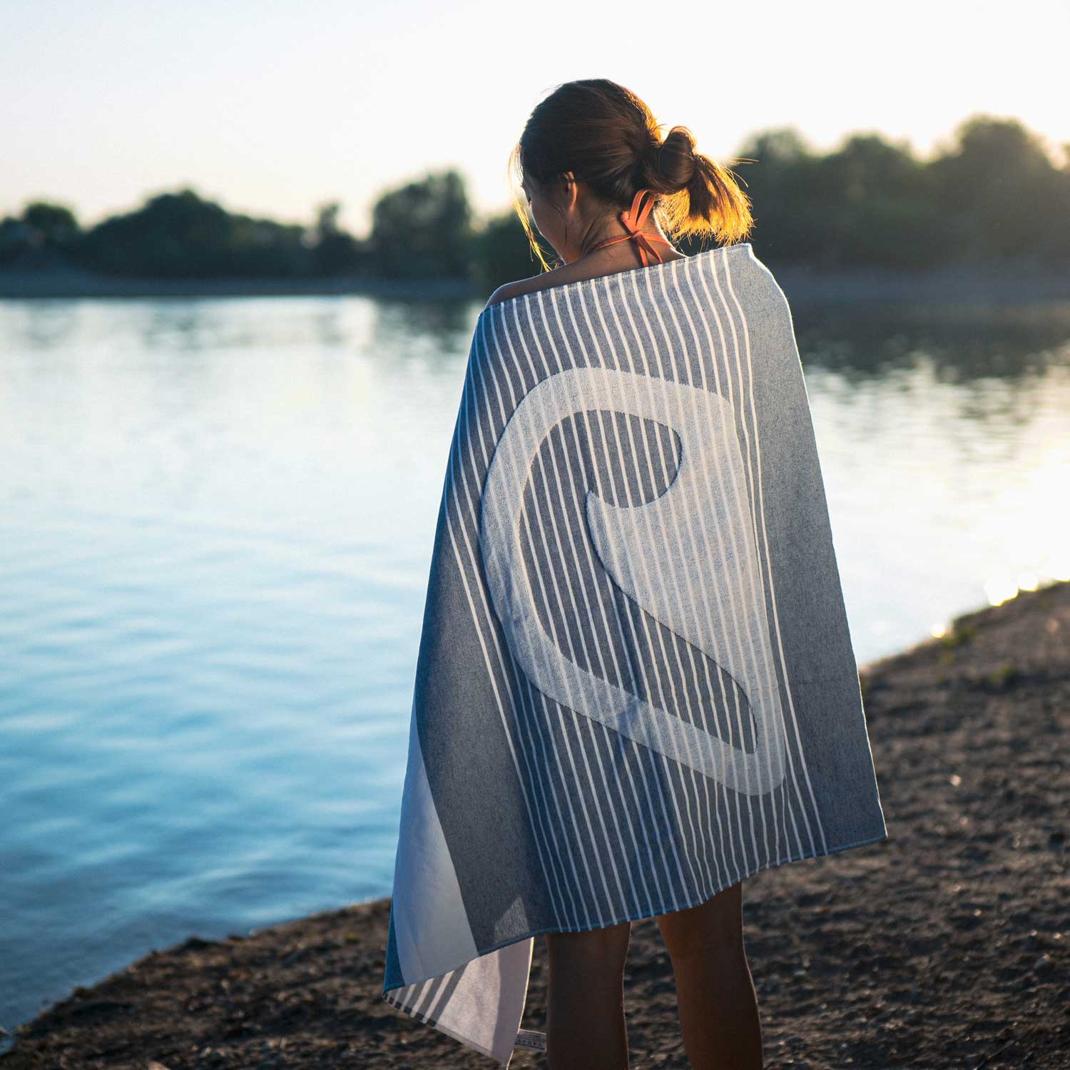 BEACH TOWEL - Image 4